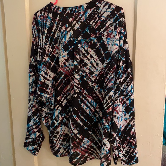 Beautiful original Vince Camuto Blouse M - Picture 4 of 7